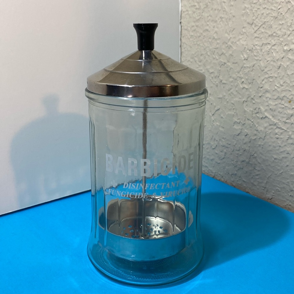 King Research Barbacide Disinfectant Mid Size Jar